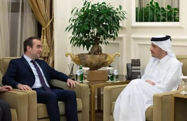 卡塔尔首相与法国防长会谈讨论巴以局势
