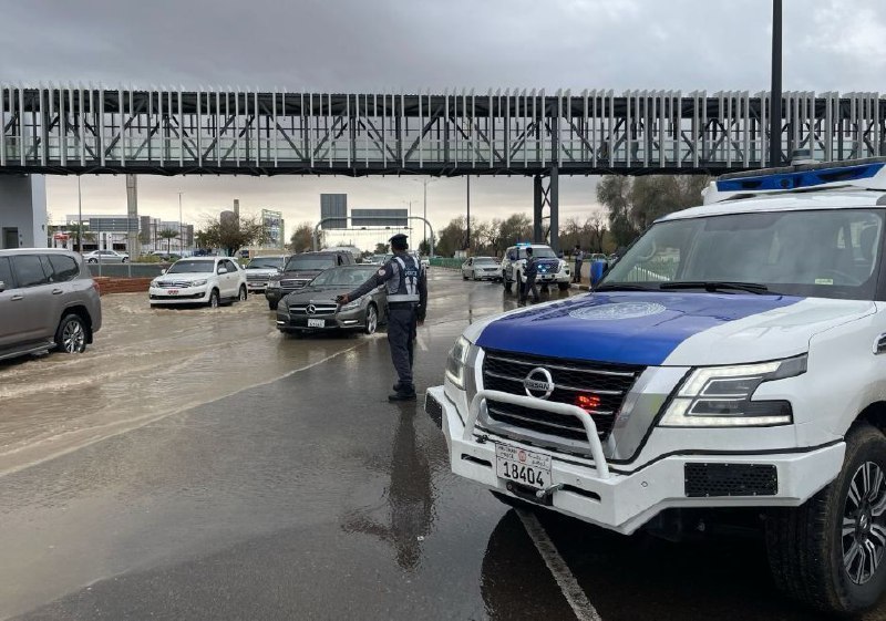 阿布扎比交通局呼吁雨季行车安全